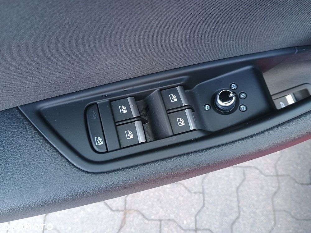 Audi A4 Limousine - 18