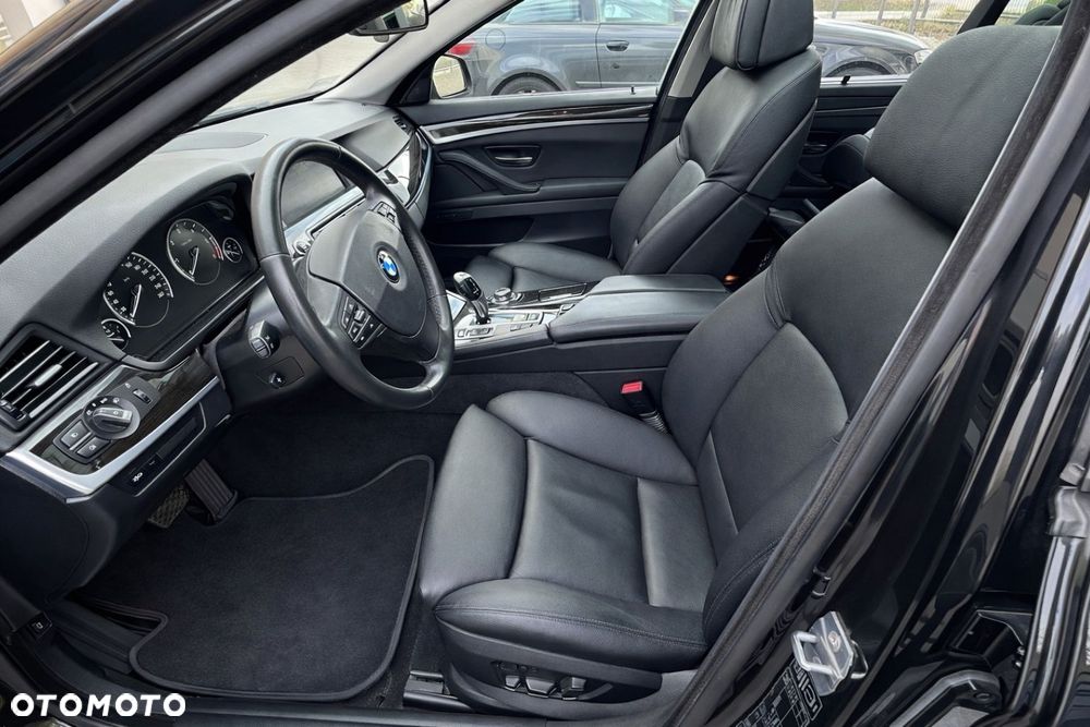 BMW Seria 5 535d xDrive - 8