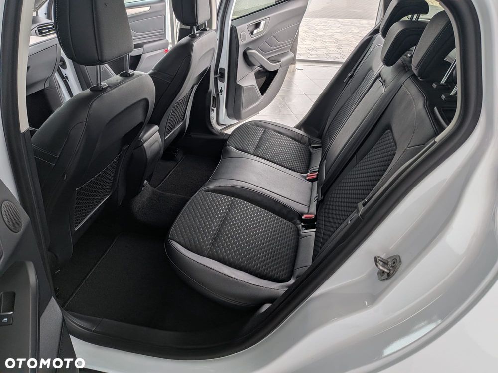 Ford Focus - 17