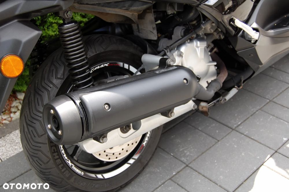 Yamaha X-max - 8