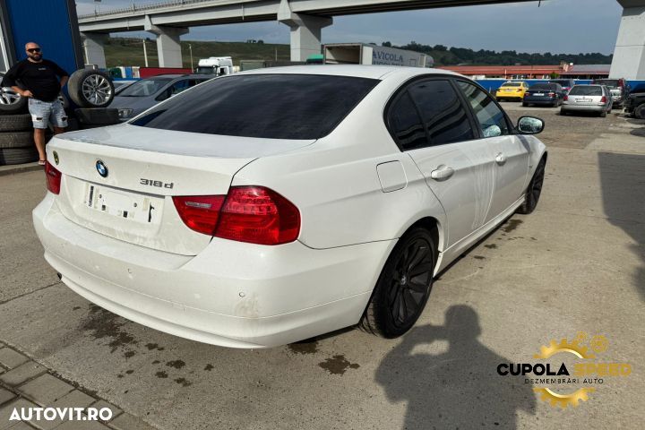 Aripa spate dreapta BMW Seria 3 E90 [facelift] [2008 - 2013] - 5