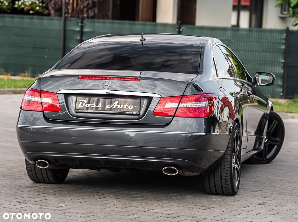 Mercedes-Benz Klasa E 350 CDI DPF Coupe BlueEFFICIENCY 7G-TRONIC Avantgarde - 11