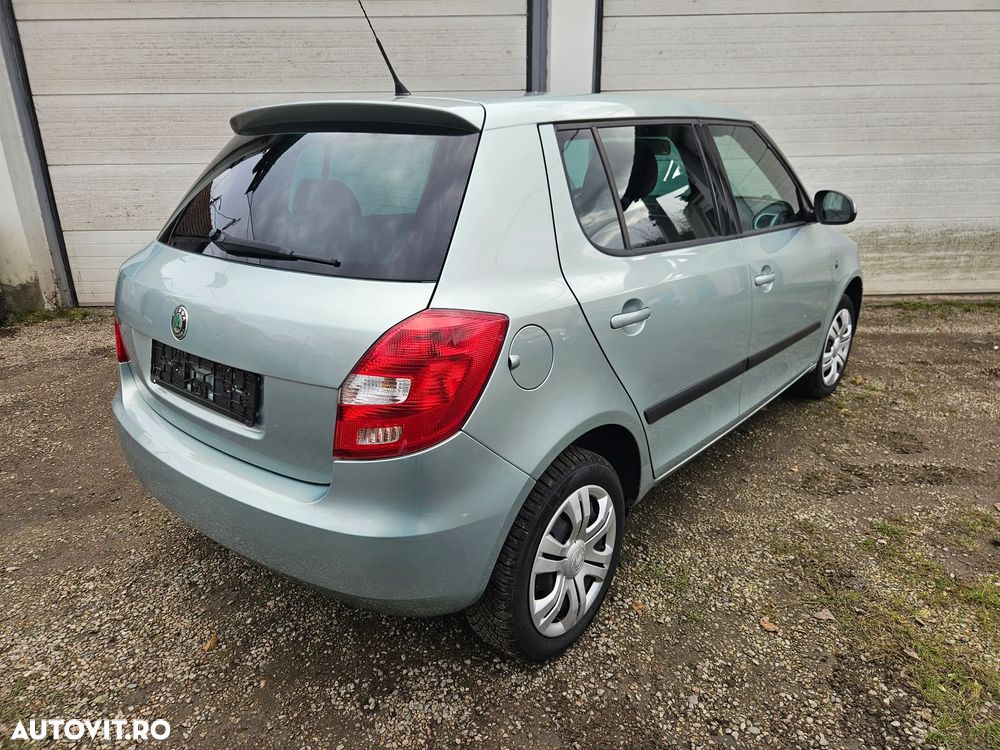 Skoda Fabia 1.2 HTP COOL EDITION Green tec - 3