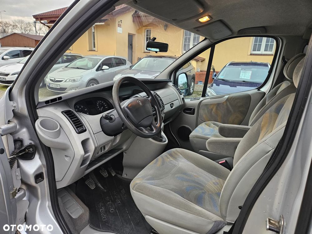 Renault Trafic Passenger Expression - 5