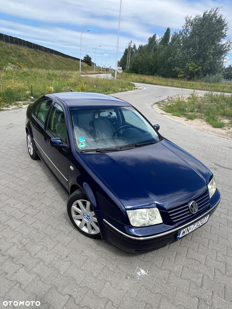 Volkswagen Bora - 1