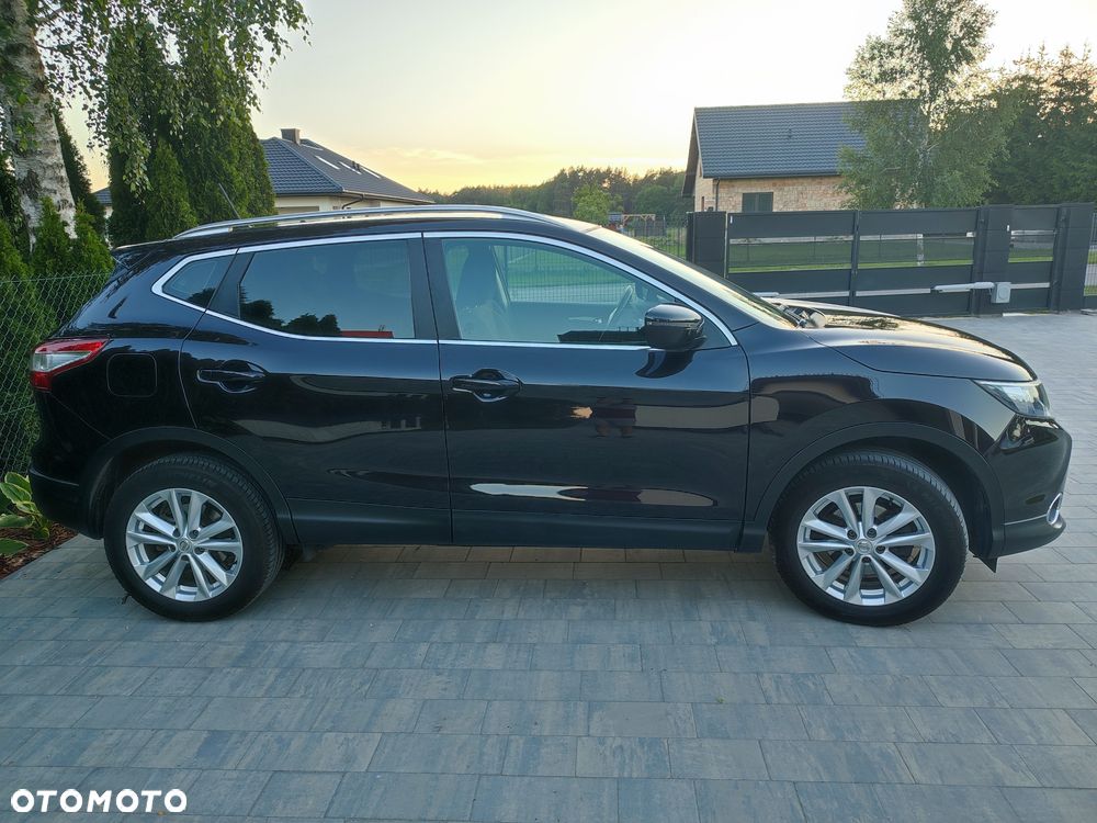 Nissan Qashqai - 2
