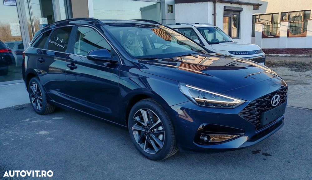 Hyundai i30 1.5 T-GDI 160CP MHEV 5DR 7DCT Highway - 1