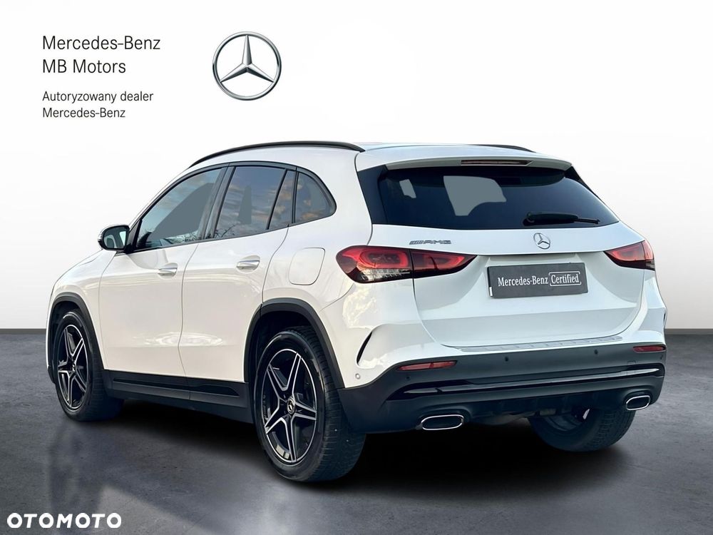 Mercedes-Benz GLA - 4