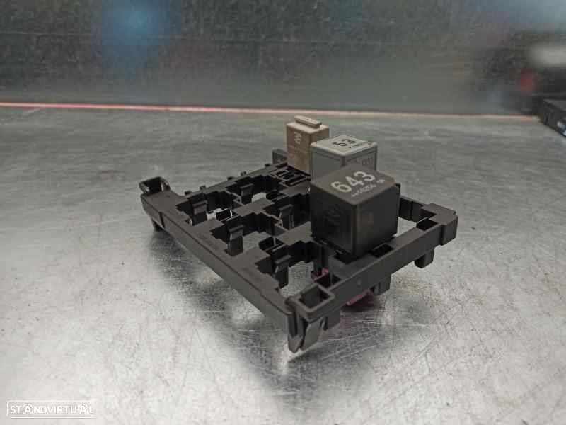 CAIXA RELÉS / FUSÍVEIS VOLKSWAGEN CADDY III FURGÃO 2010 -1T1937503A - 11