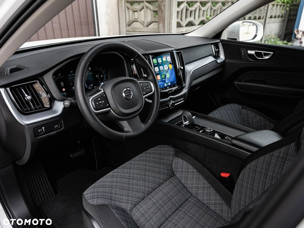Volvo XC 60 B4 D Core - 23