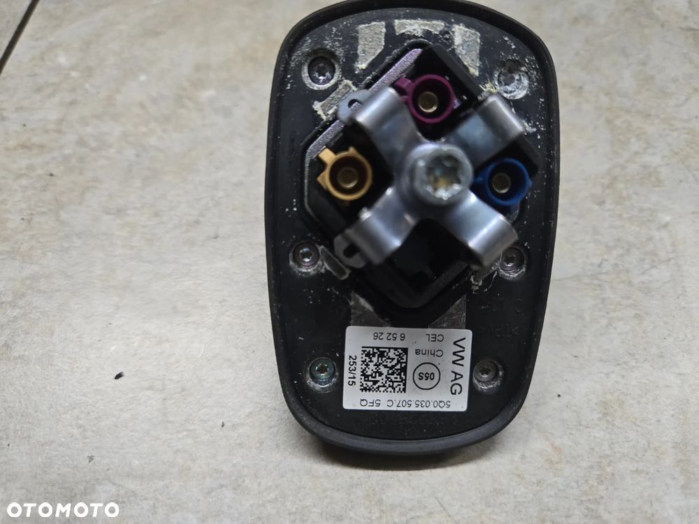 SKODA  ANTENA DACHOWA REKIN 5Q0035507C - 2