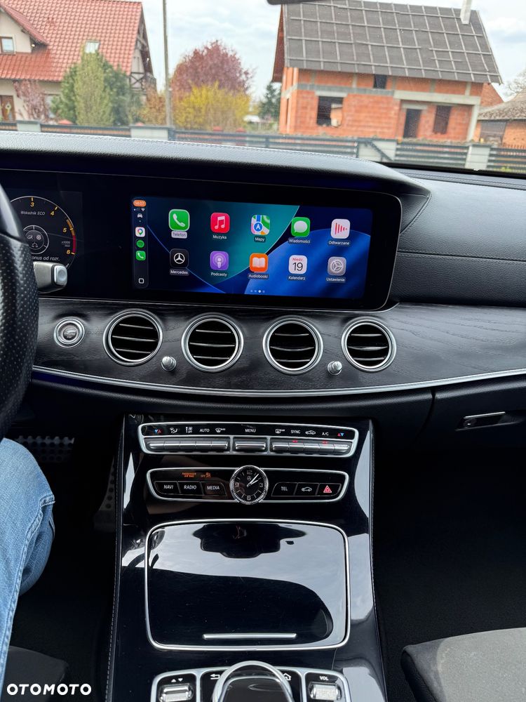 Mercedes-Benz Klasa E 220 d 9G-TRONIC - 18