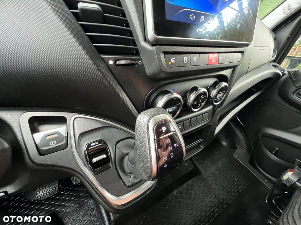 Iveco Daily 35-180 - 22