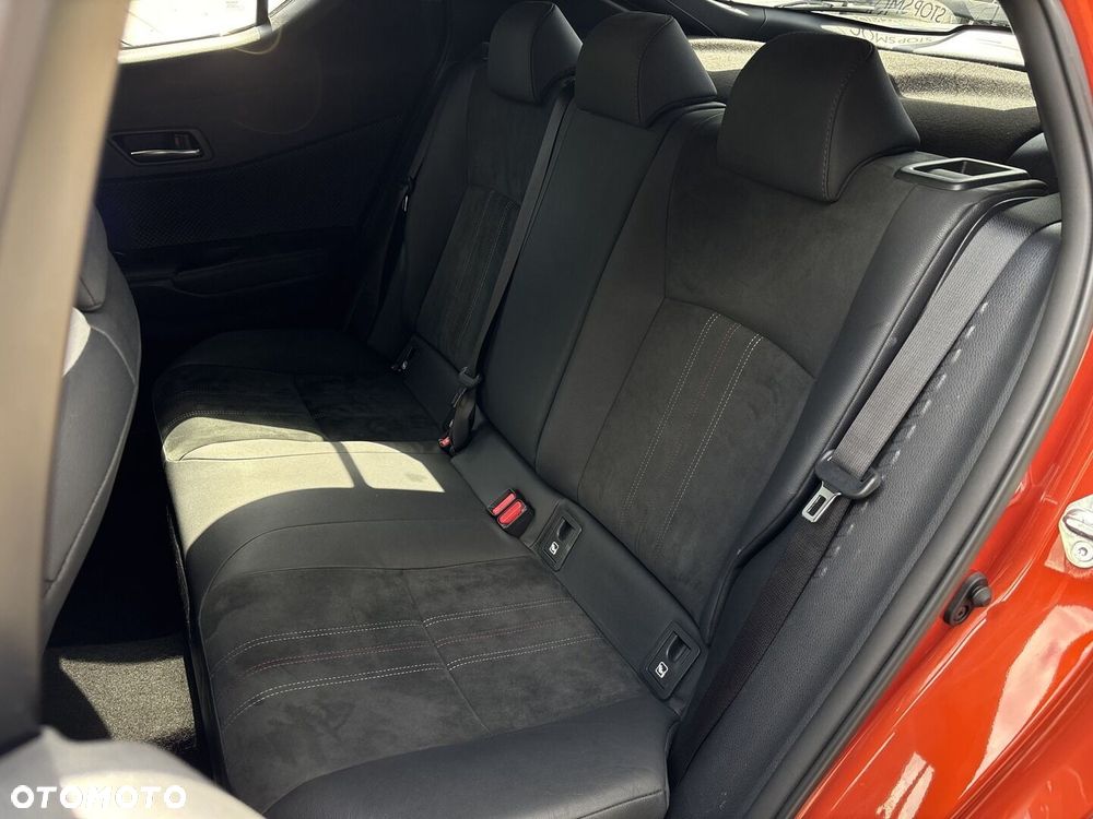 Toyota C-HR 2.0 Hybrid GR Sport - 29