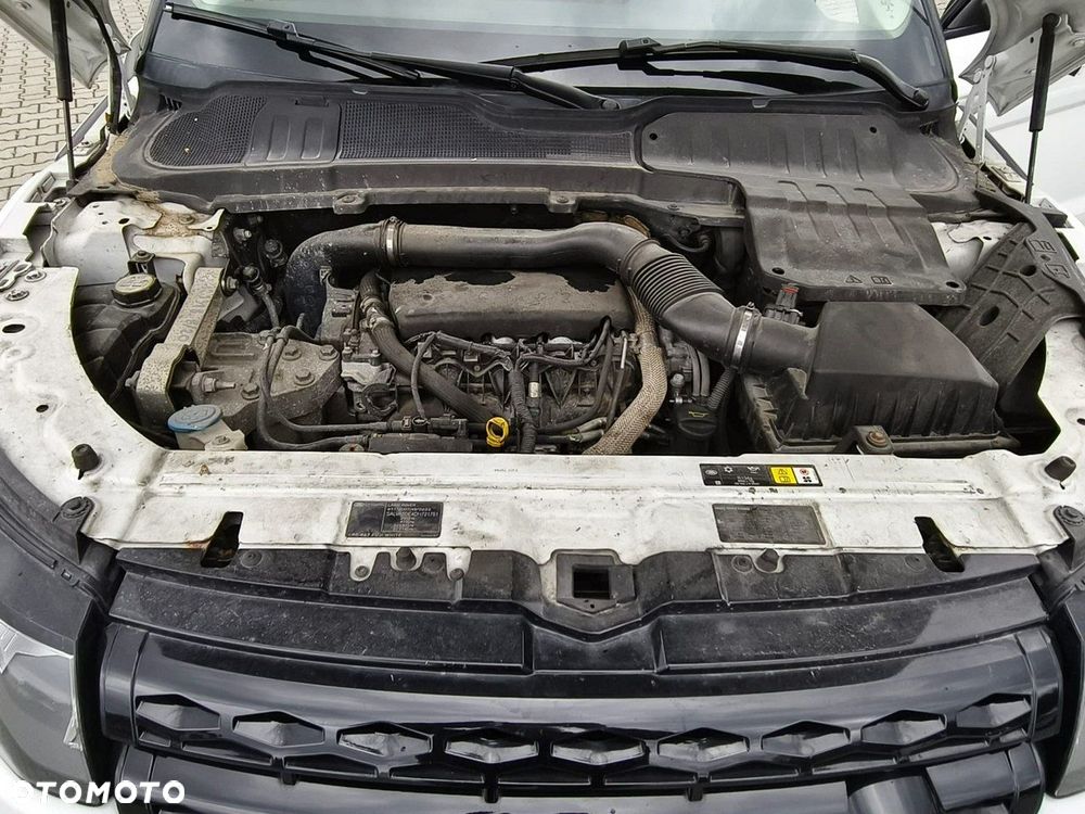 Land Rover Range Rover Evoque - 13
