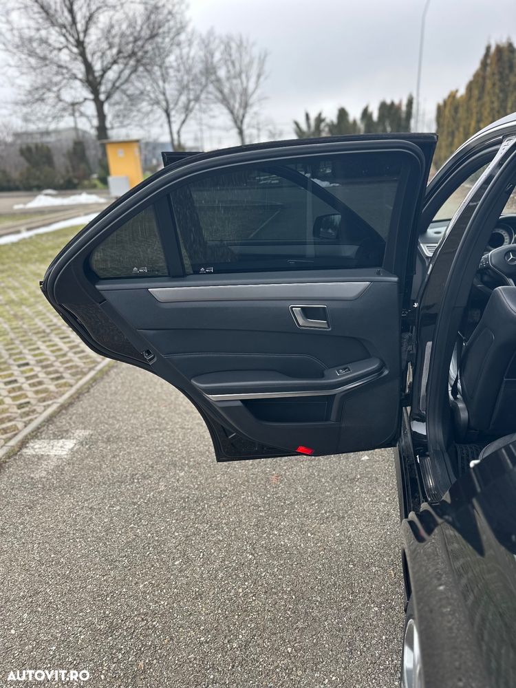 Mercedes-Benz E 300 BLUETEC HYBRID 7G-TRONIC - 11