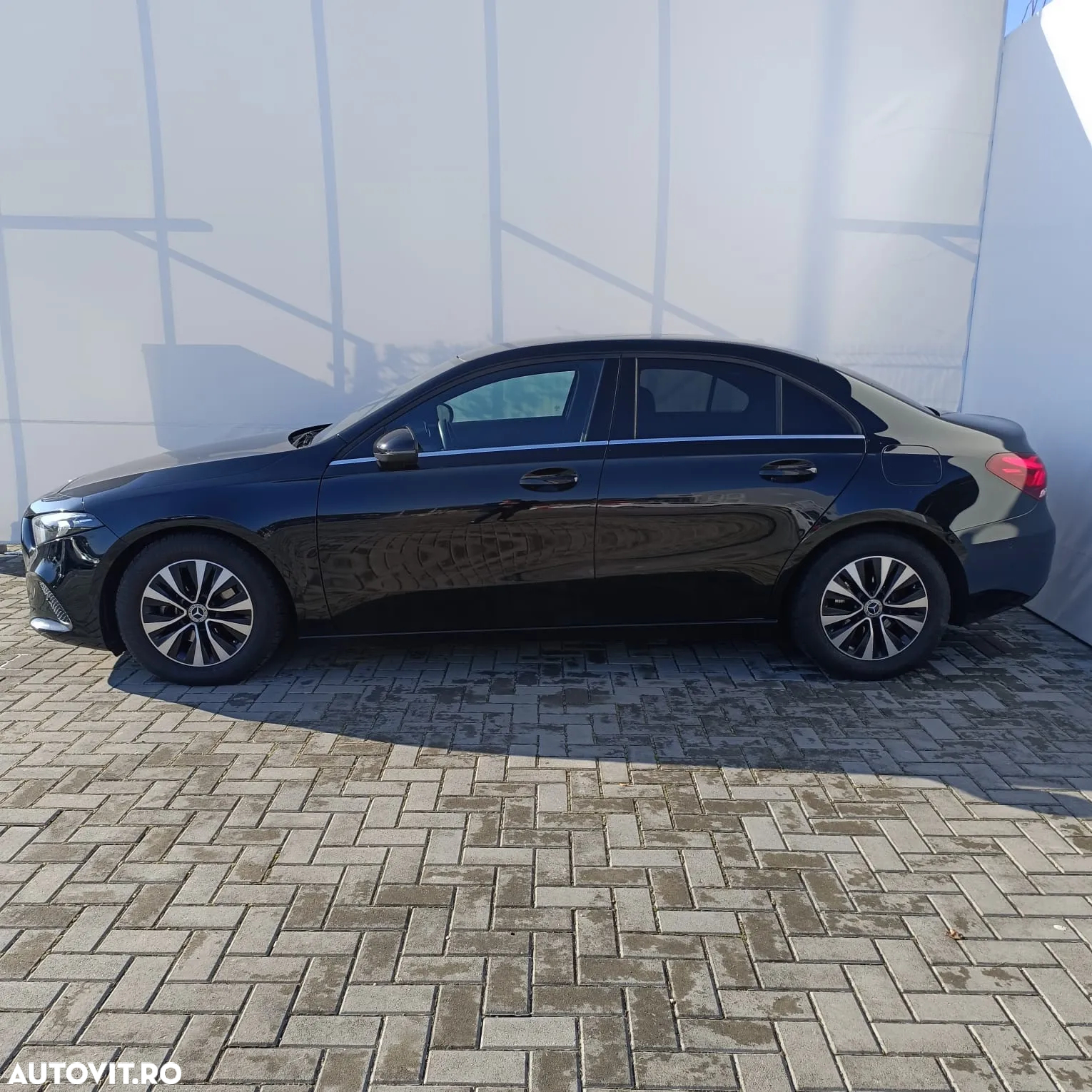 Mercedes-Benz A 180 d 7G-DCT - 3