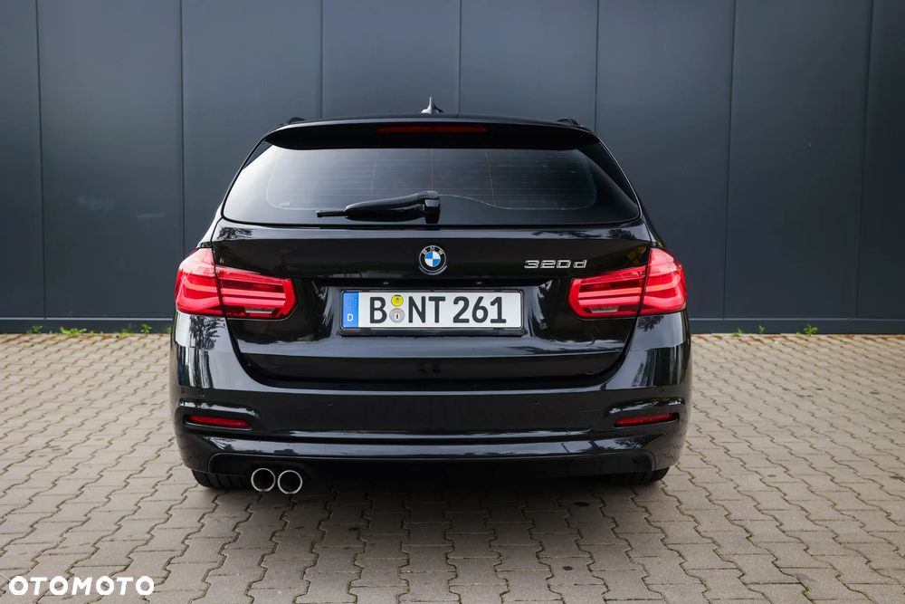 BMW Seria 3 320d Sport Line Shadow sport - 14