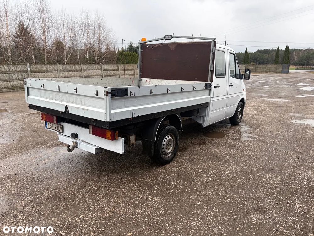 Mercedes-Benz SPRINTER - 4
