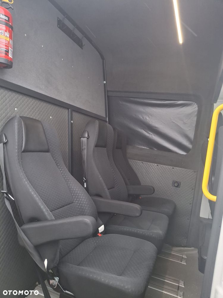 Volkswagen Crafter - 23