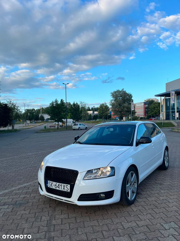 Audi A3 Sportback 1.9 TDI DPF S tronic Ambiente - 1