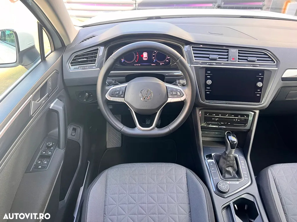 Volkswagen Tiguan 2.0 TDI 4Mot DSG Comfortline - 12