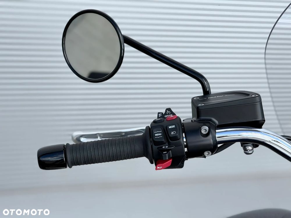 BMW R - 33