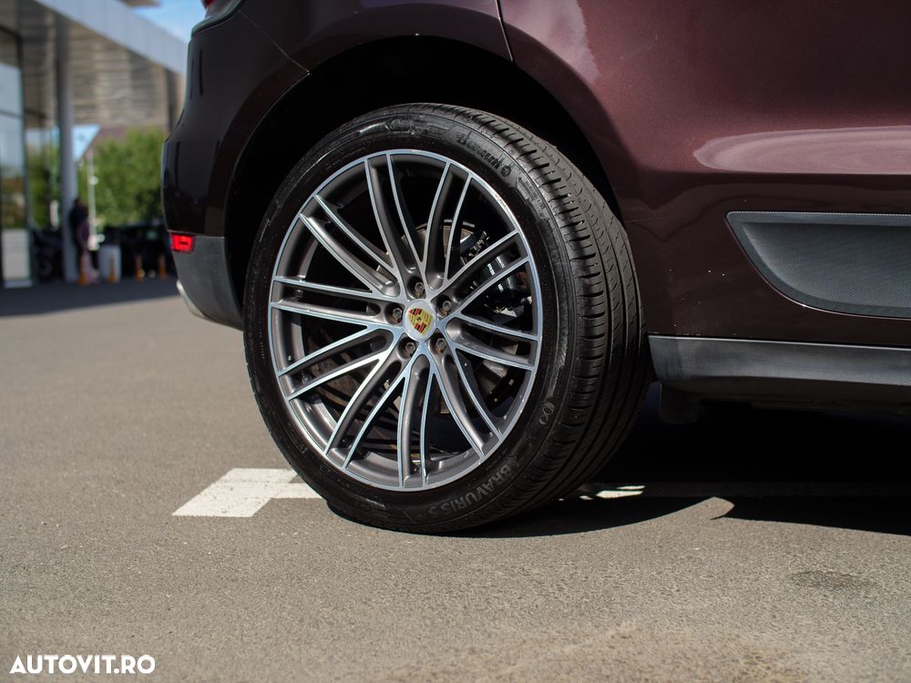 Porsche Macan - 36