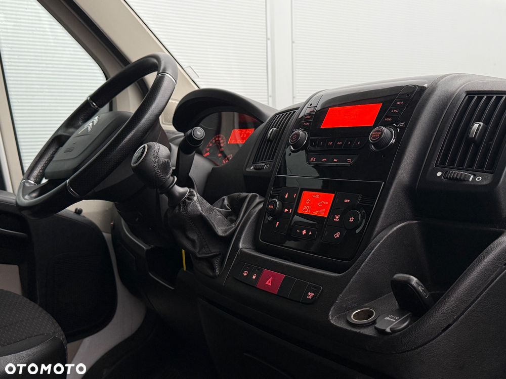 Citroën JUMPER - 12