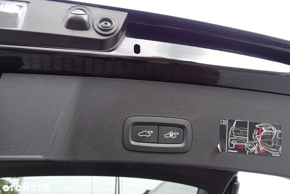 Volvo XC 40 T5 Recharge DKG Inscription Expression - 33