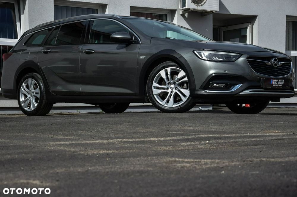 Opel Insignia 2.0 BiTurbo D 4x4 Automatik Ultimate Exclusive - 4