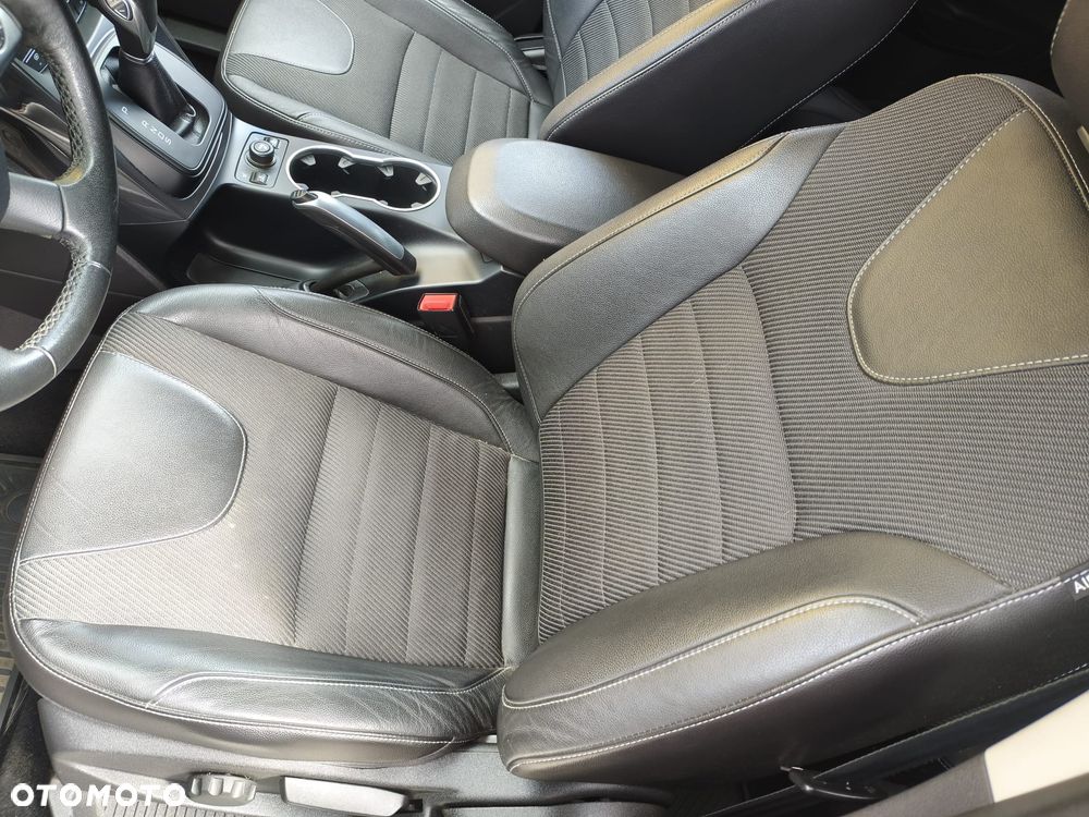 Ford Kuga 2.0 TDCi 4WD Titanium - 10