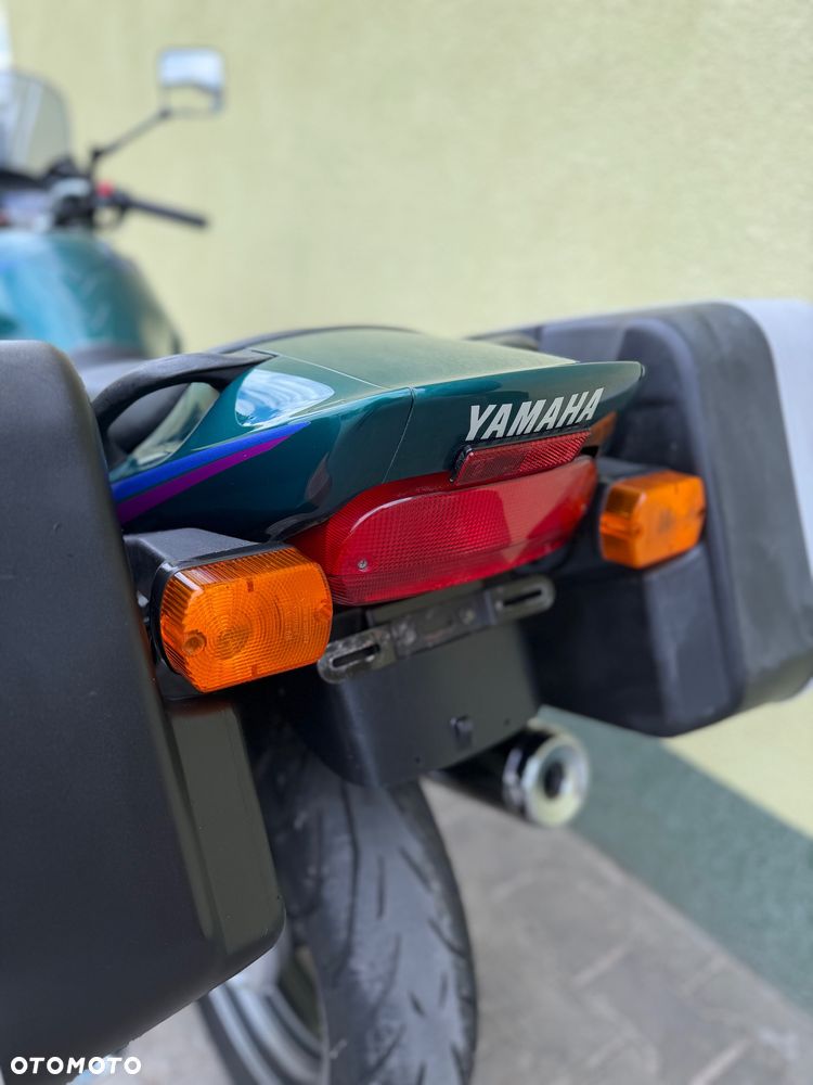 Yamaha XJ - 22