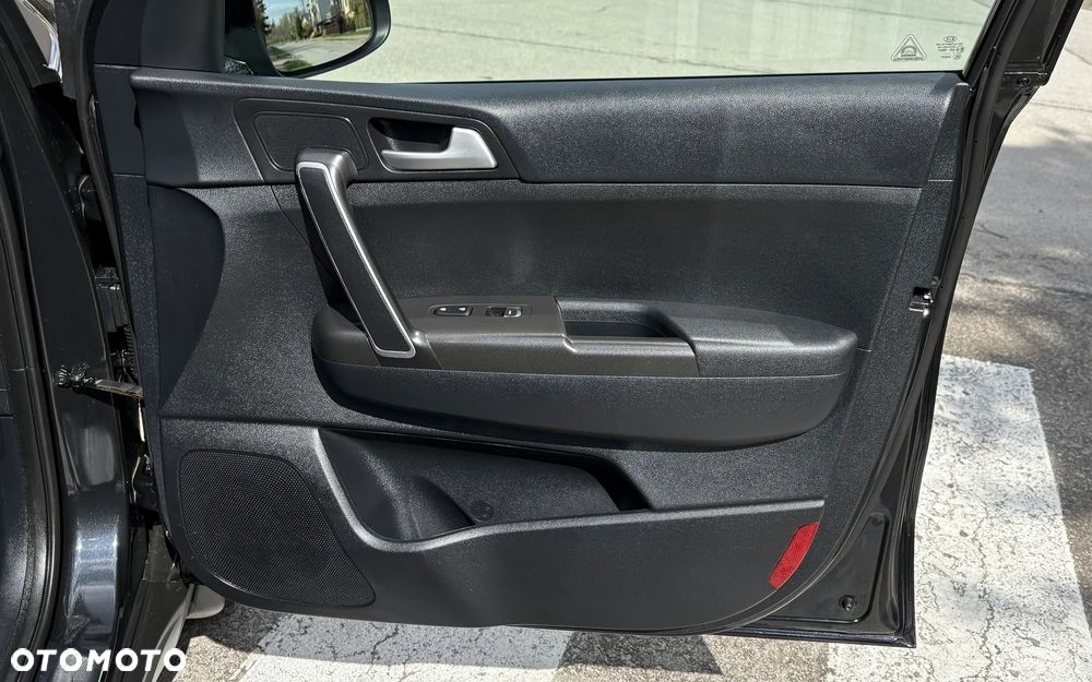 Kia Sportage 1.6 GDI L 2WD - 26