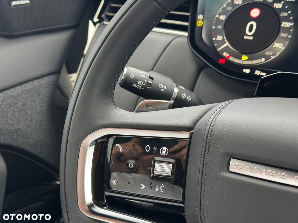 Land Rover Range Rover Sport - 16