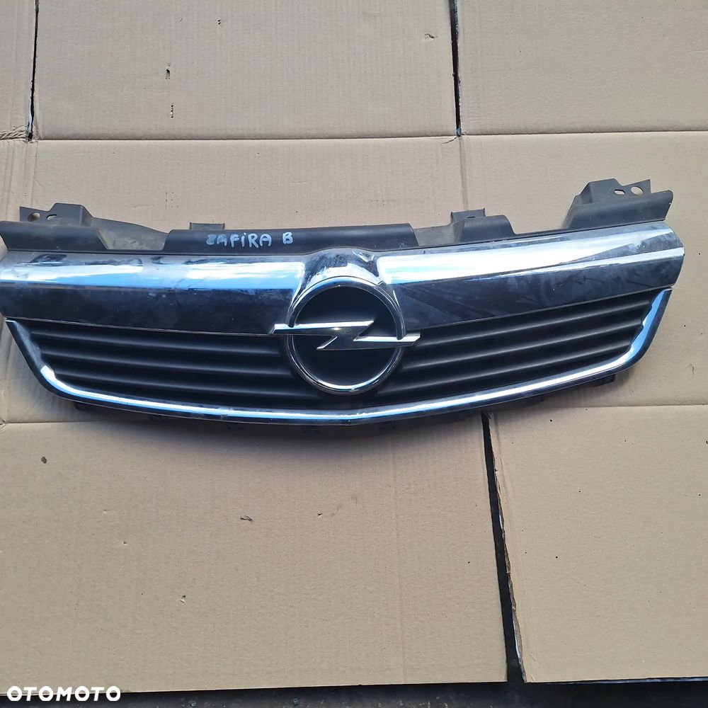 GRIL GRILL OPEL ZAFIRA B - 2