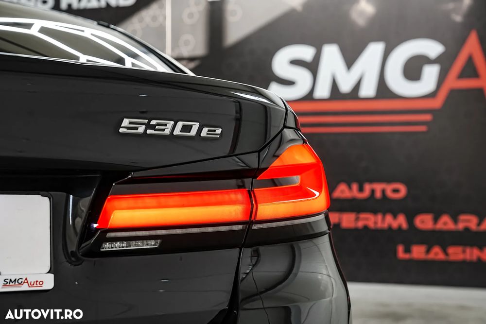 BMW Seria 5 530e Aut. Luxury Line - 31