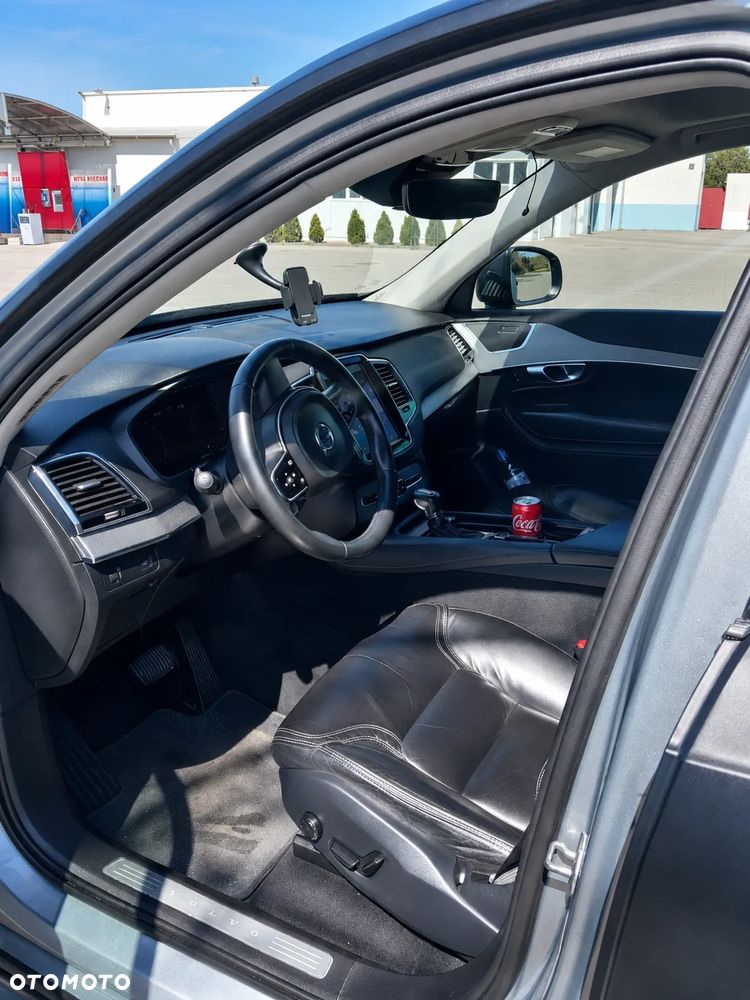 Volvo XC 90 D5 AWD Momentum 7os - 3
