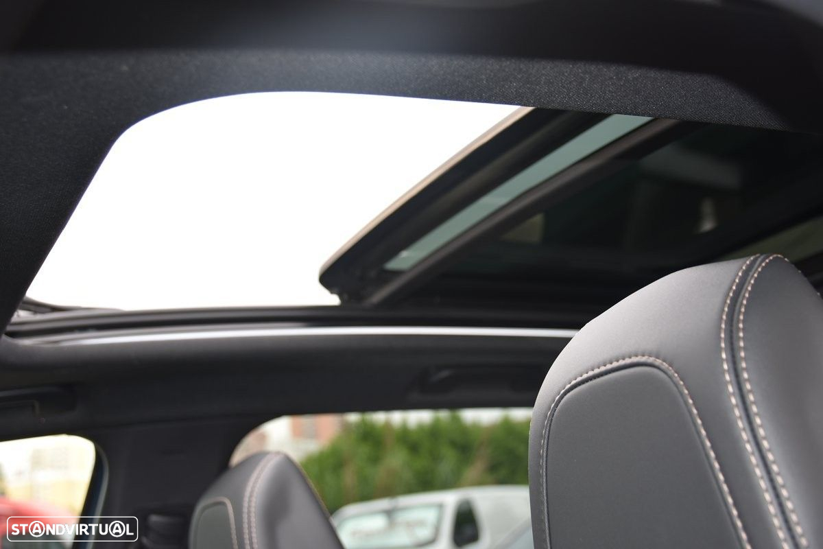 Peugeot 3008 1.5 BlueHDi GT EAT8 - 42