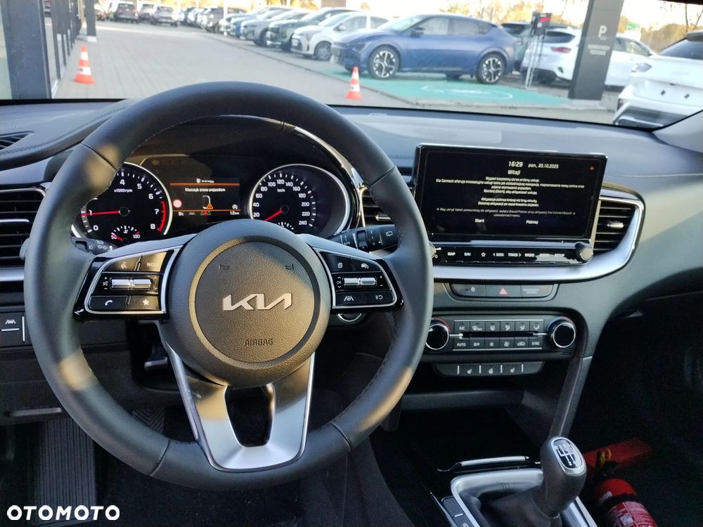 Kia Ceed 1.5 T-GDI Tribute - 13