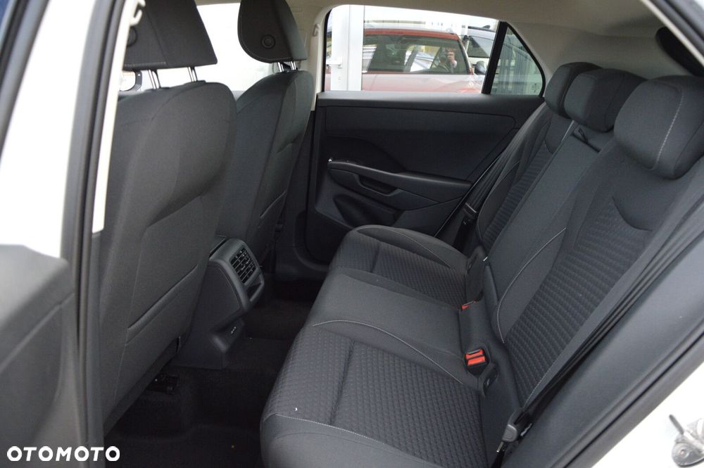 Volkswagen T-Roc 1.5 eTSI Life DSG - 25