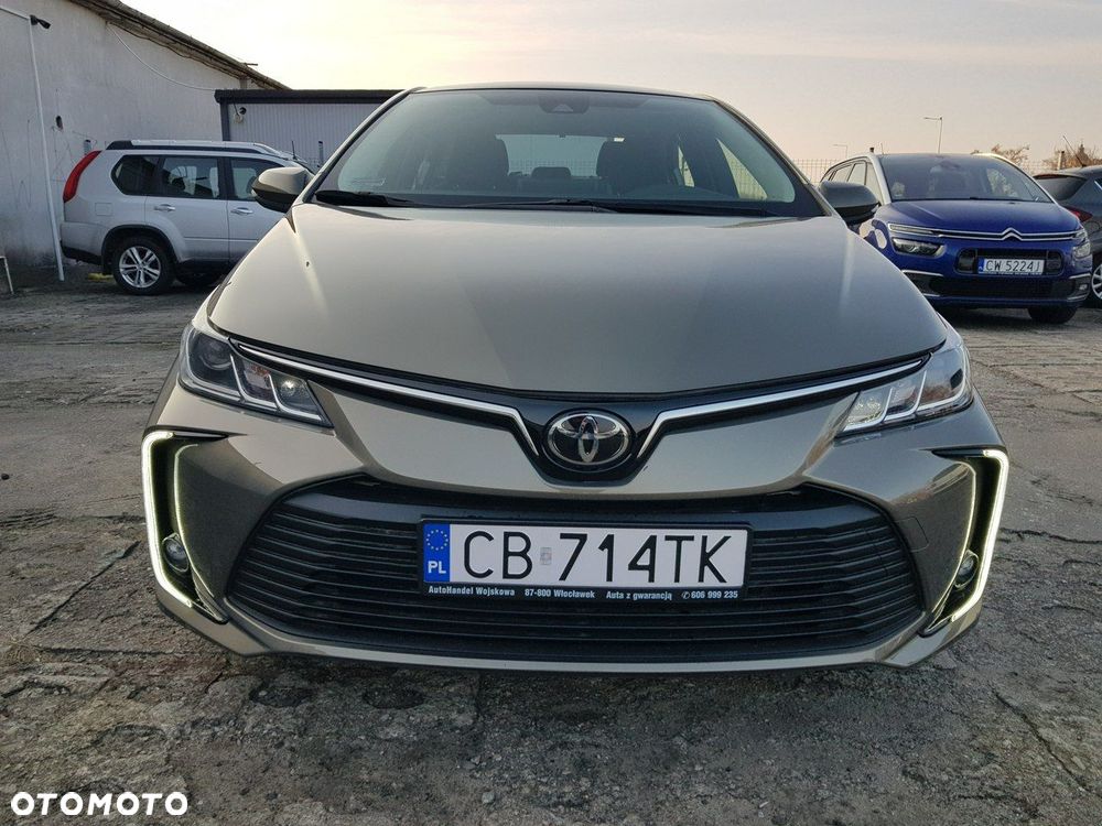 Toyota Corolla - 2