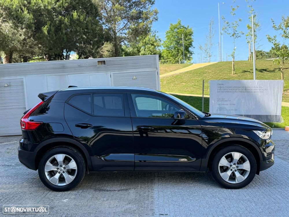 Volvo XC 40 T3 Momentum - 28