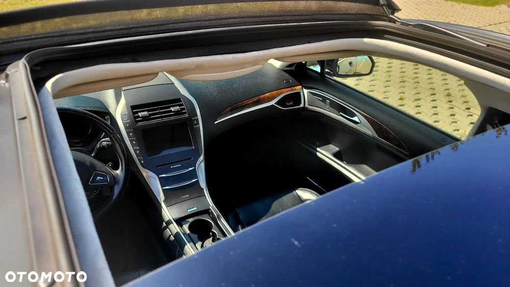 Lincoln MKZ - 12