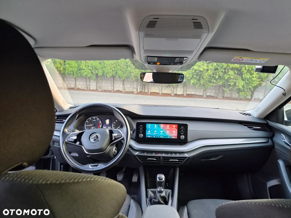 Skoda Octavia 1.5 TSI ACT Ambition - 9