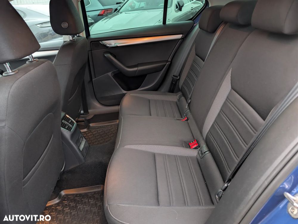 Skoda Octavia 1.5 TSI DSG Style - 13