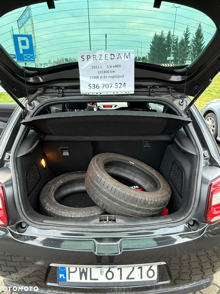 Citroën DS3 1.6 e-HDi SoChic - 11