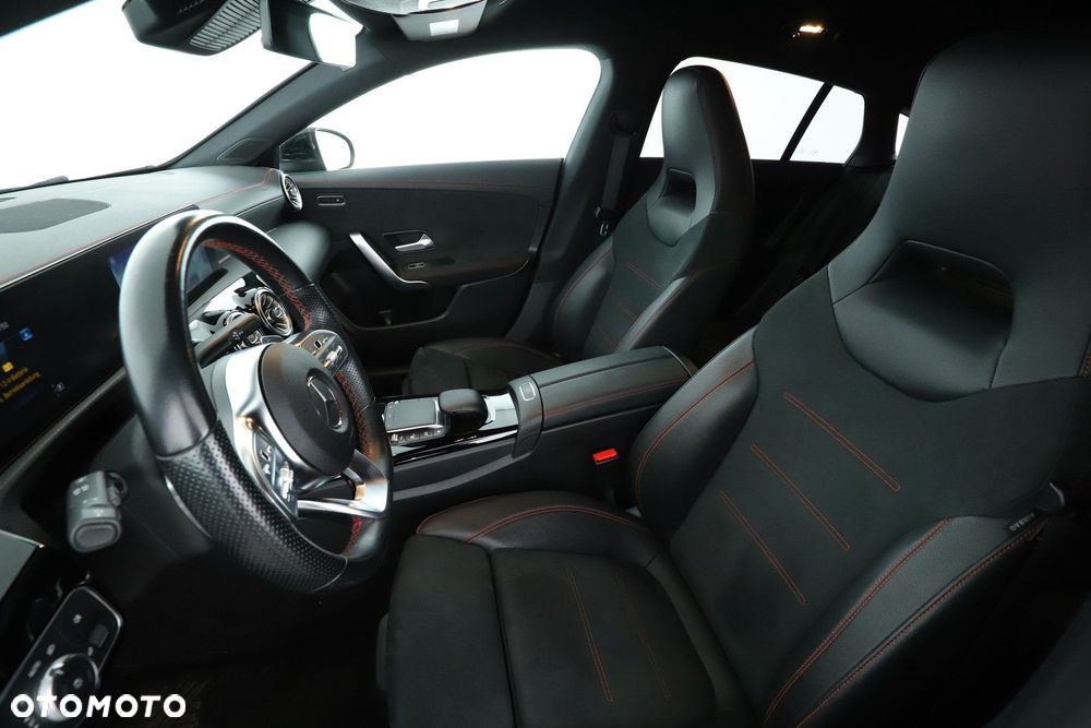 Mercedes-Benz CLA - 17