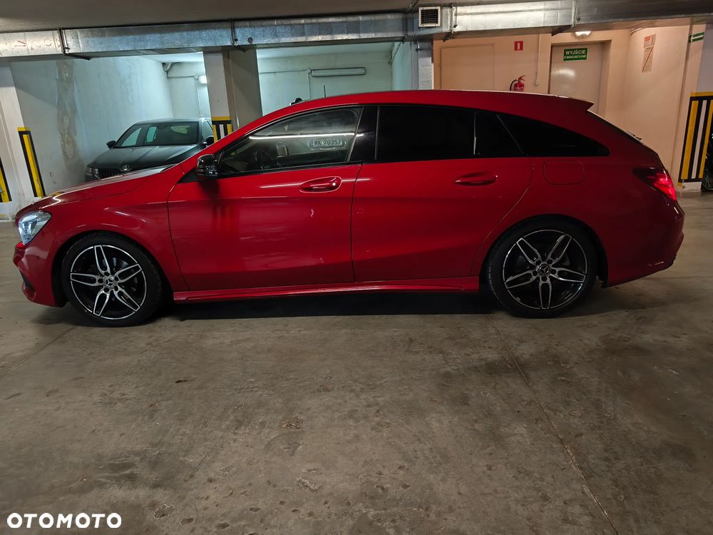 Mercedes-Benz CLA 180 7G-DCT AMG Line - 17