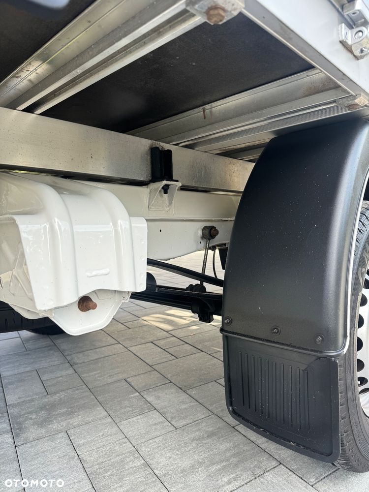 Volkswagen Crafter - 15